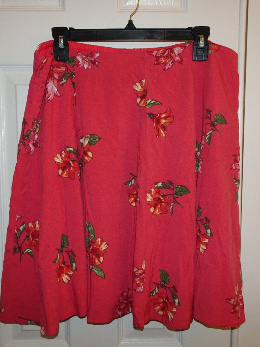 Forever 21 Floral Pink Flowy Skirt